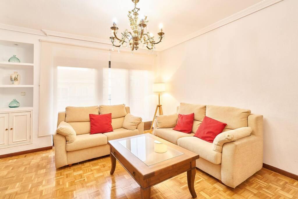 Precioso A 2 Minutos Del Centro Apartment Salamanca